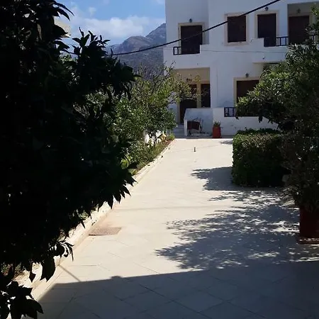 Pela Sissi (Crete)